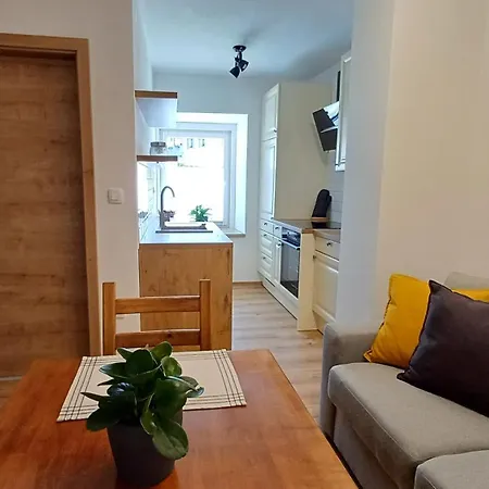 Hani * クランスカゴーラ